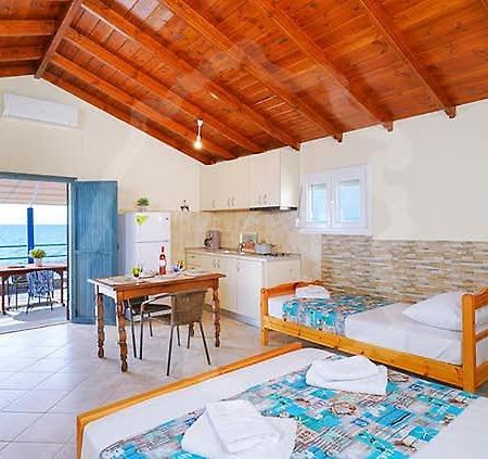 Avgoustos Beach House Skala Kallirakhis Bagian luar foto